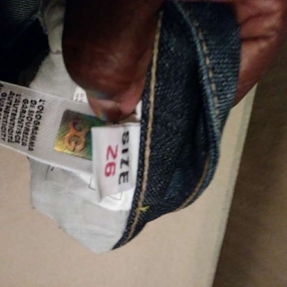 D & G Jeans - Picture 4 of 6